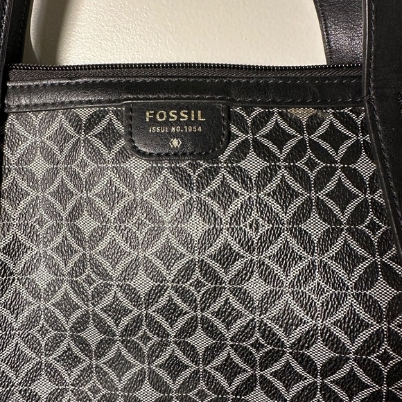 Fossil hand Bag like new - Picture 2 of 6